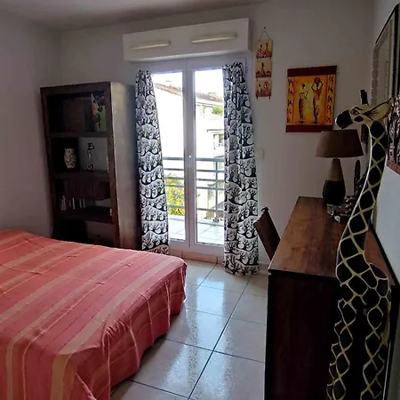 شقة Spacious For 6 With Balcony Saint-Raphaël